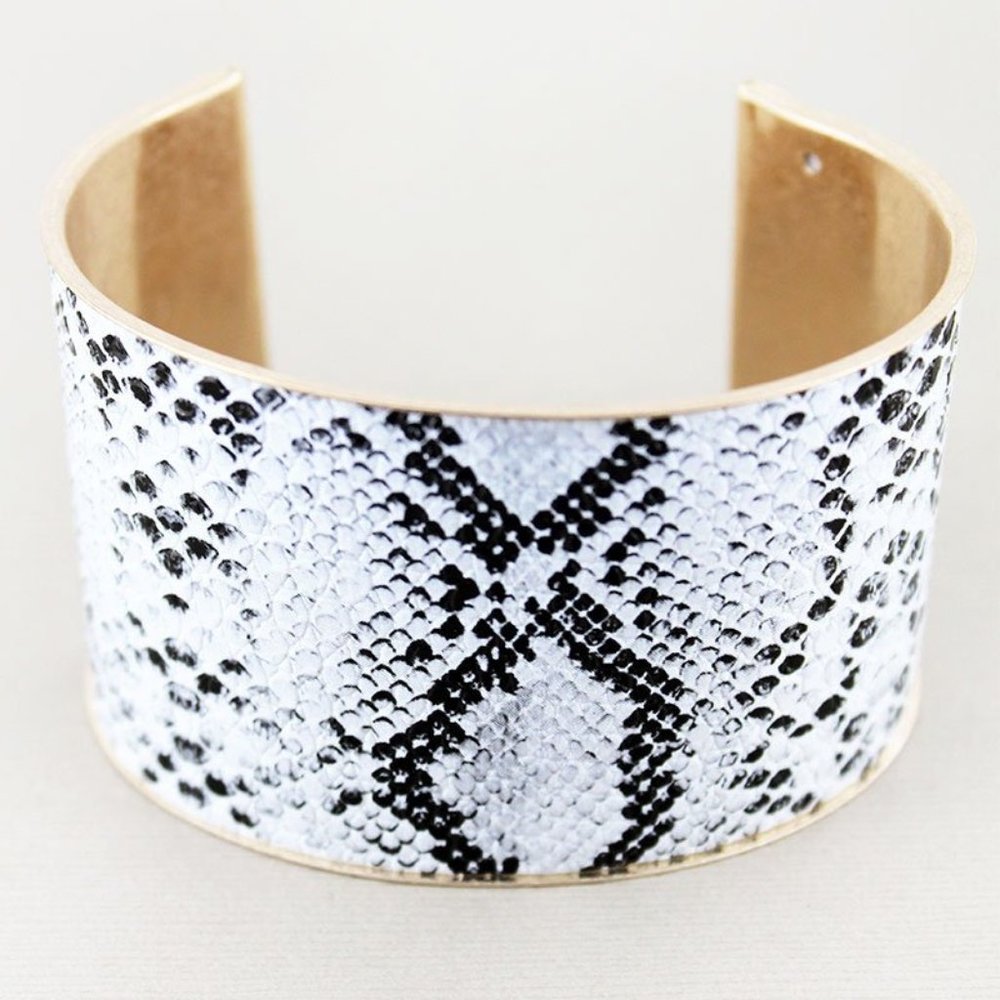 2/$15- WHITE SNAKESKIN CORK GOLDTONE CUFF BRACELET
